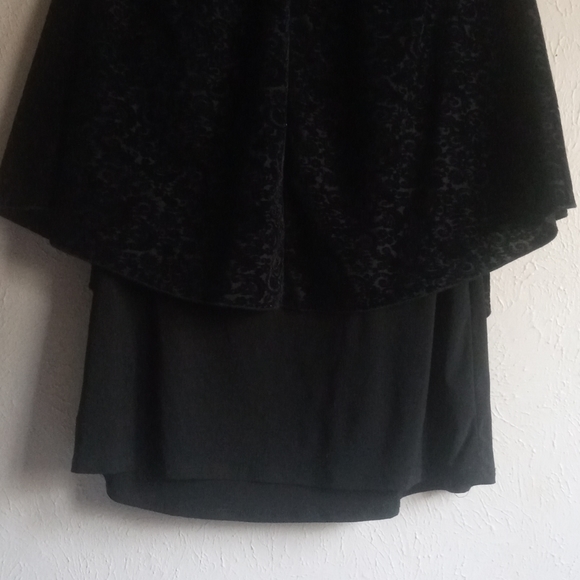 Scarlett Plus Shell/w Pancho - Picture 6 of 7